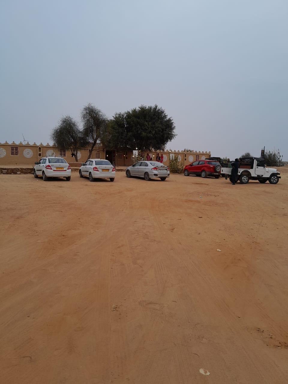 Golden Sand Dunes & Desert Safari